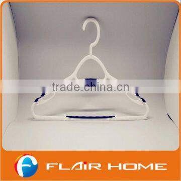 best sell plastic clothes hanger with rubber