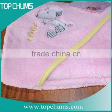 Yiwu Customized High Quality Cute Polar Fleece Fabric Baby Bib With Pattern