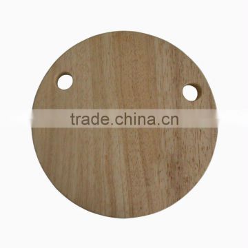 wooden round cutting board