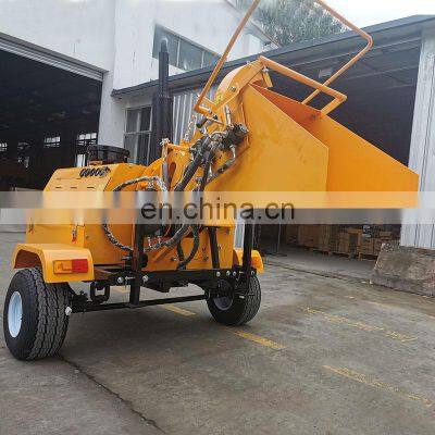 High Efficiency Forestry Wood Log Timer Branches Use Self Powered 40 HP Hydraulic Portable Wood Chipper/Wood Shredder/Crusher photo-3