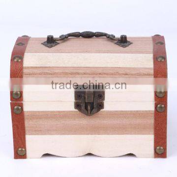 vintage custom wooden packing jewelry box