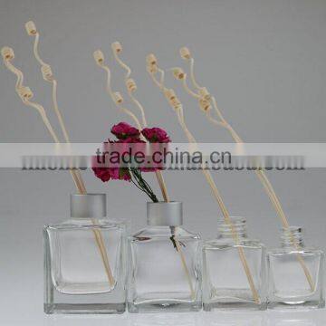 Shenzhen Lihome wholesale diffuser bottle in square shape with silver/gold aluminum cap                        
                                                Quality Choice