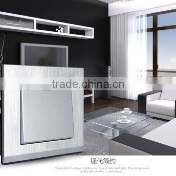 Dubai Wholesale Market High Quality Wall Switch photo-6