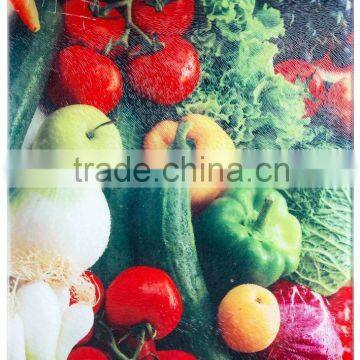 Dishwasher safe tempered glass cutting board