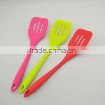 high quality kitchen silicone slotted turner