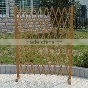 wooden trellis