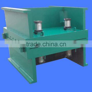 2015 new style fast production speed professional manufacturer road traffic barrier blow mould