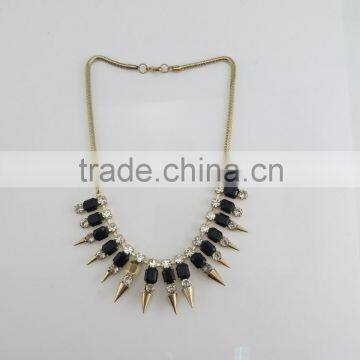 New design good looking fashion thorn stone necklace