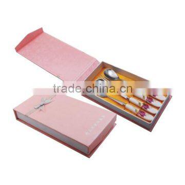 Porcelain Handle Gift Cutlery Set With Elegant Wooden Box photo-3