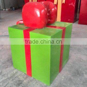 Outdoor FRP Strong Gift-box Decoration photo-3