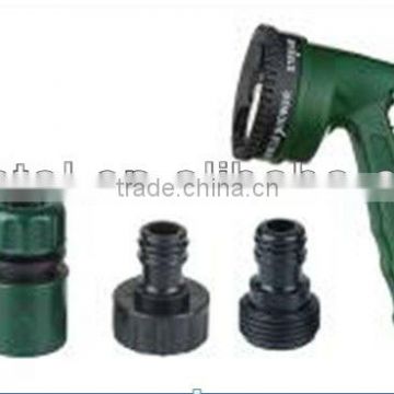 Plastic spray nozzle