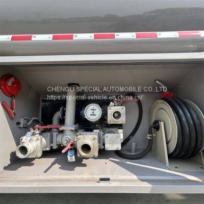 Heavy Dongfeng Oil Tank Truck Fuel Tanker Truck for Sale photo-4