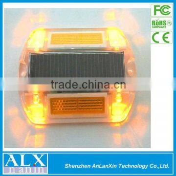 solar reflecting light Road stud