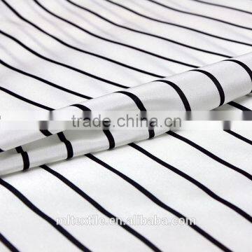 Stripes Printed 16mm Crepe de Chine Fabric in 100% Silk photo-3