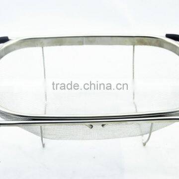 Kitchen high quality Stainless steel Precision pierced Washing vegetable flexible mesh storage colanders &stainers