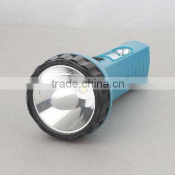 2015 New Low Price 1W Led Plastic Flashlight With Plug photo-3