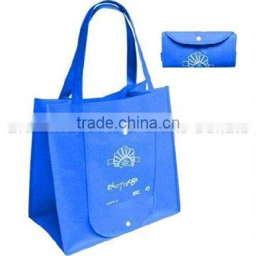 Polyester foldable tote bag with snap closure