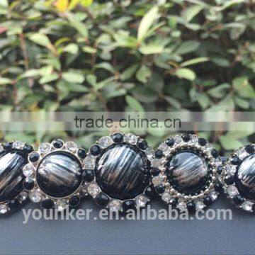 Hot Sale New Style Acrylic Rhinestone Button Five Shapes Cheap Sewing Plastic Button