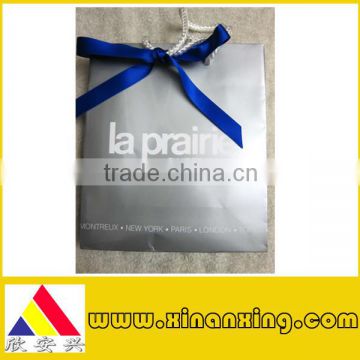 silver-white kraft gift paper bag