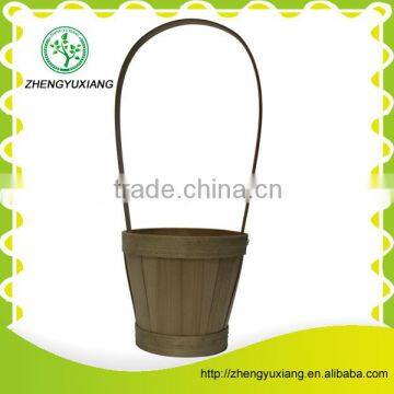 Bamboo sundries basket with handle
