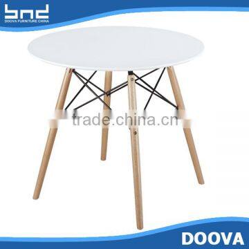 Round table with wood legs and iron hob fashion coffee table