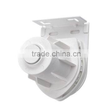 Roller blind clutch for heavy duty roller blind system