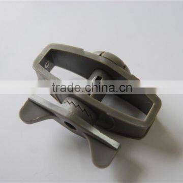 INSULATORS FOR WIRE AND ROPE SCREW INTO WOOD photo-3