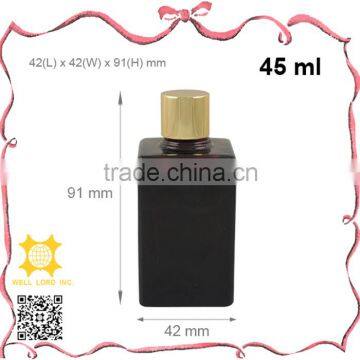 45ml textured dark red square refillable glass bottle