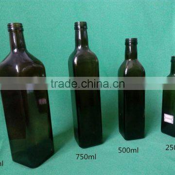 4 items green square glass olive oil bottles with screw lids