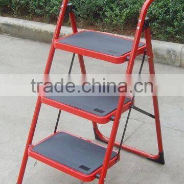 three step steel ladder with EN14183