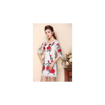 Hot Sale Women Casual Dressed Embroidery Dress for Ladies and Women