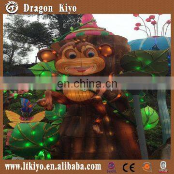 Very Great Lnatern with a lot of decoration from perfessional factory
