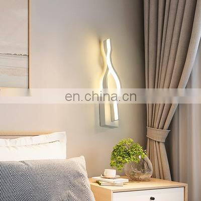 New Design Nordic Golden Metal Geometry Shape Wall Lamp Modern LED Energy Saving Wall Light