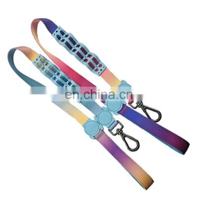 2021 Wholesale factory supplier gradient ramp absorb shock practical dog leash design buffer strip pet leash