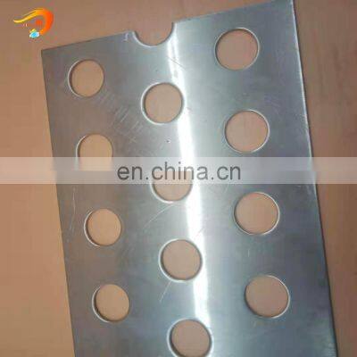 Perforated Aluminum Sheet Room Dividers Punching Hole Mesh Product photo-3