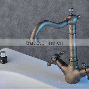 Antique Bathroom Mixer Tap For Hot And Cold Water QH1711A
