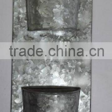 Decorative Wall PLanter in Metal