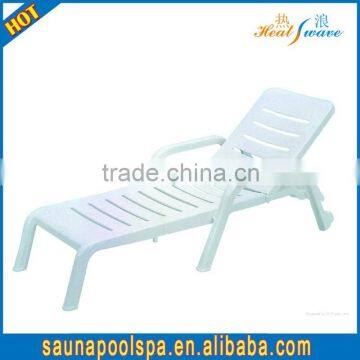 Outdoor lounger