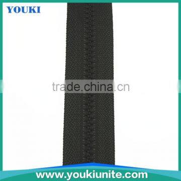 High Quality Low Price #8 Plastic Zipper photo-1