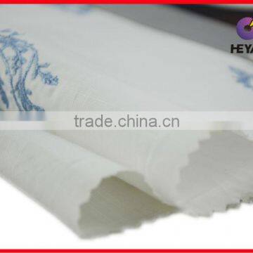 fashionable embroidered fabric