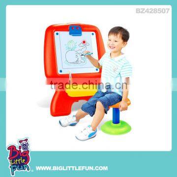 Plastic educational drawing board