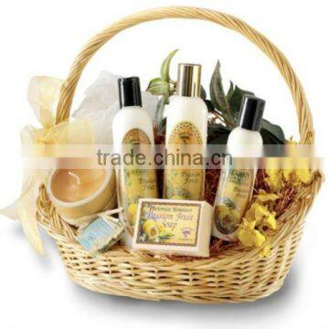 spilt willow with plastic lining gift basket decorations