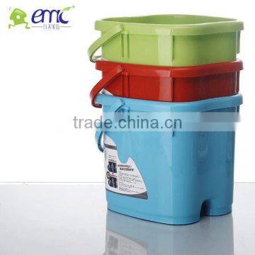 High quality Plastic foot massage spa bucket with handle and massage roller