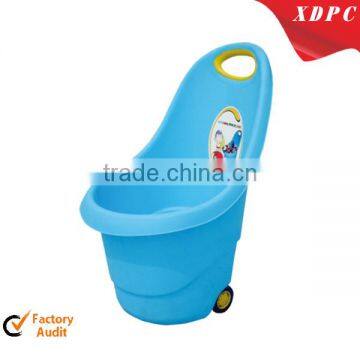 Plastic kid garden cart