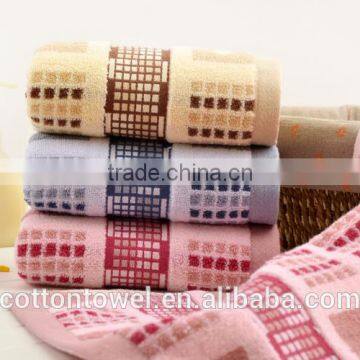 100% cotton yarn dyed color square jacquard elegant face towel wholesale