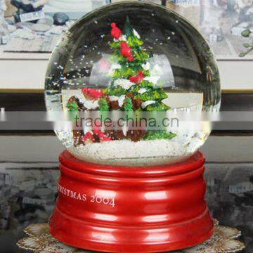 Polyresin christmas tree snow globe indoor decoration,home decor