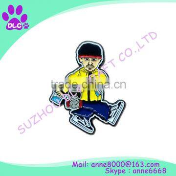 2015 hot sales custom Metal pin Badge in plating gold and enamel