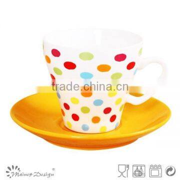 plain white color porcelain and fine bone china coffee and tea cups mugs and saucers dishes set for hotel and restaurant