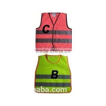 en1150 kids hi vis safety vest with mesh fabric