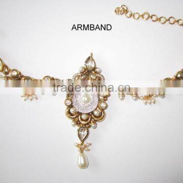 BRIDAL KUNDAN PEARL Gold Plated Designer Necklace Jhumka Earring Set photo-5